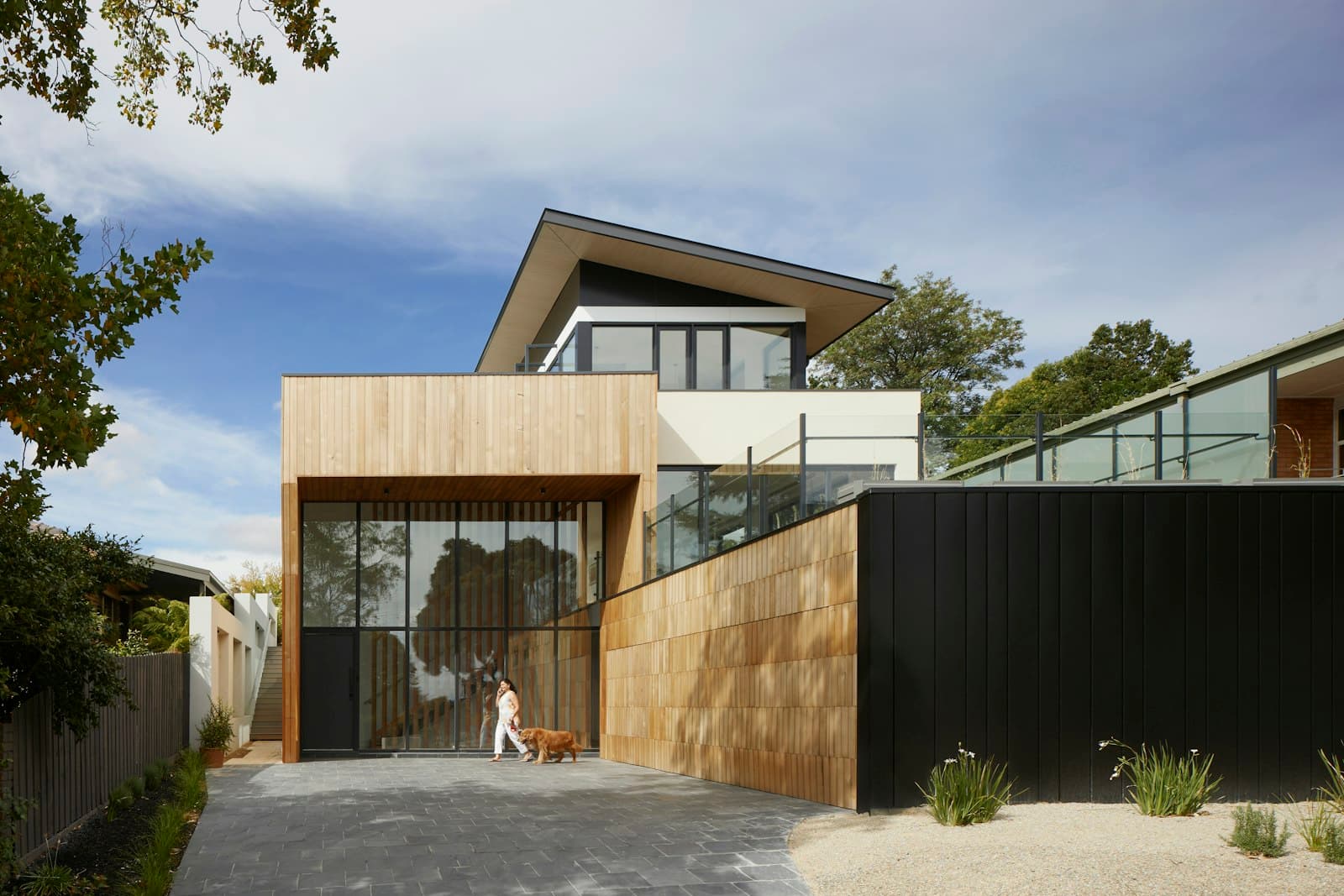 Open-plan living, lime plaster walls